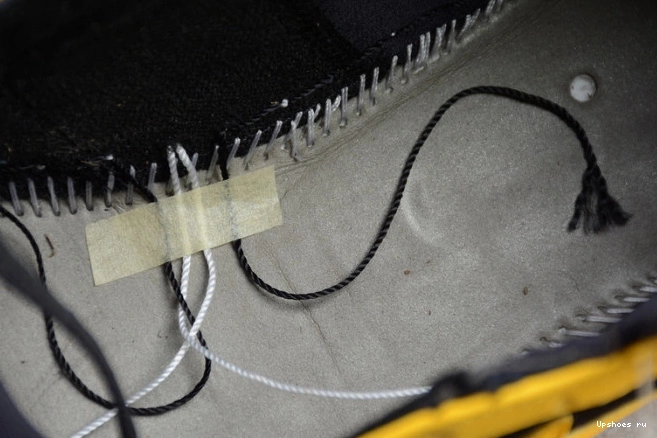 Jordan Retro Mid 1 (2017)  Love New 554724-035 0216